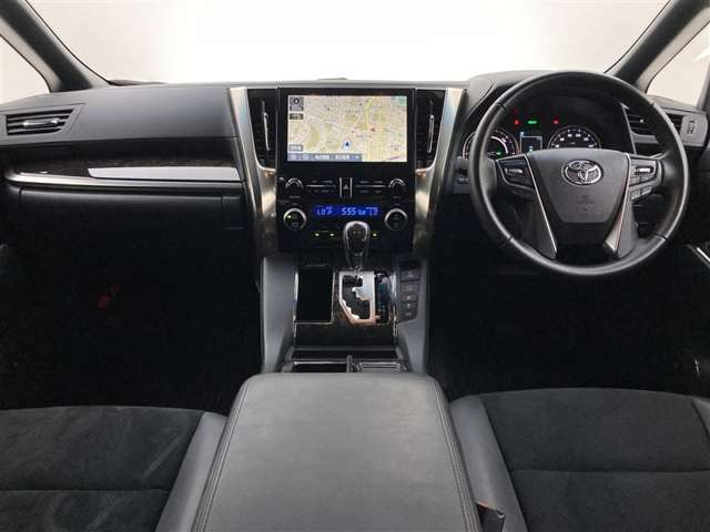 アルファードハイブリッド 2.5 S タイプゴールドIII E-Four 4WD