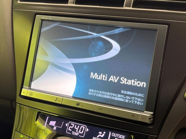 【純正ナビ】人気の純正ナビを装備しております。ナビの使いやすさはもちろん、オーディオ機能も充実!キャンプや旅行はもちろん、通勤や買い物など普段のドライブも楽しくなるはず♪