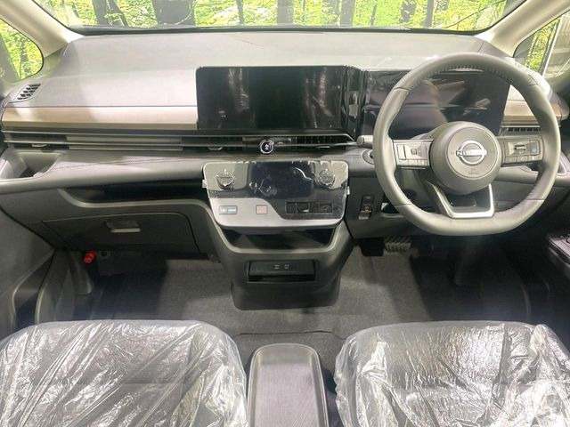 セレナ1.4 e-POWER ハイウェイスターV