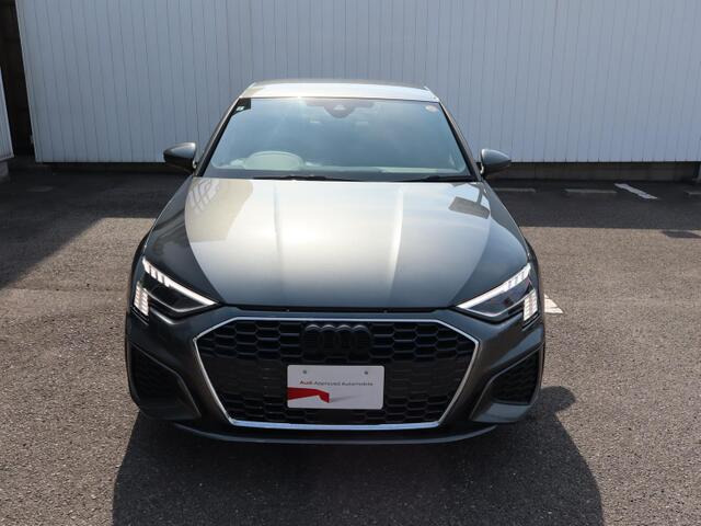 A3セダン30 TFSI Sライン
