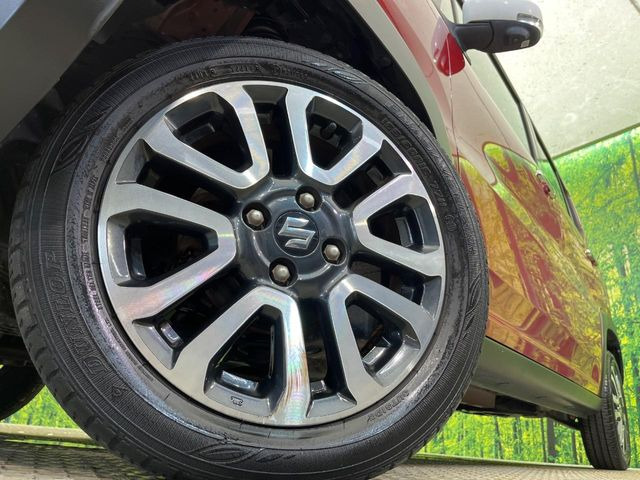 �y����15�C���`�A���~�z�C�[���z�O�ςɃ}�b�`���������A���~�z�C�[���𑕒����Ă���܂��B�e��ЊO�A���~�z�C�[����A�X�^�b�h���X�^�C�����戵�����Ă���܂��B���񂲑��k����������