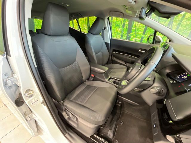運転席シート廻りは使用感も少なく、良好な状態となっています。丁寧に使われていたことがよくわかりますね。