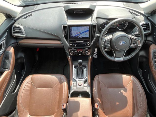 フォレスター2.0 アドバンス 4WD