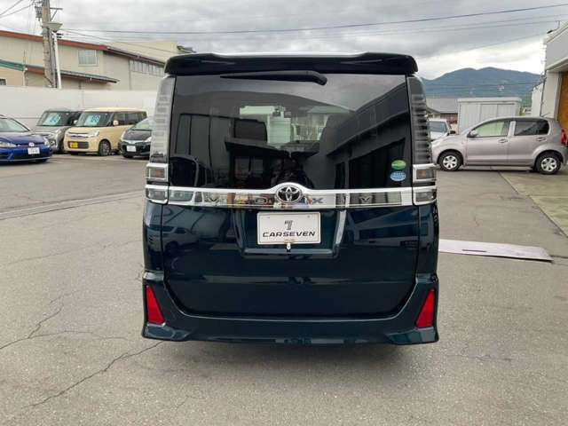 ヴォクシー2.0 ZS 煌