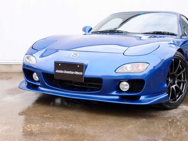 �l�C��RX-7�^�C�vRS�̓���!�C�����̖������f�����x�[�X�ɃJ�X�^�����{���AHKS�ԍ����AADVAN��RS18AW�AR�}�W�b�N�}�t���[�AHKS�u���[�I�t�Ȃǂ̍��z�p�[�c��HDD�n�f�W�i�r������