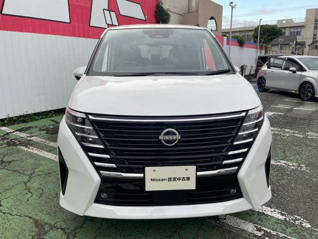 セレナ1.4 e-POWER ハイウェイスターV