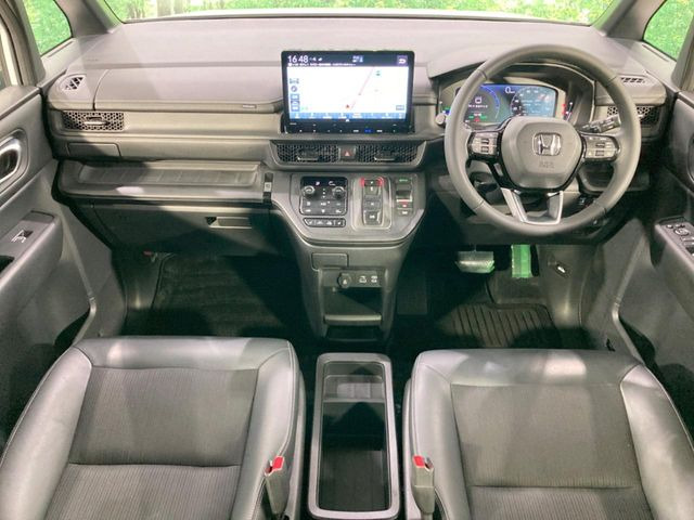 ステップワゴン2.0 e:HEV スパーダ