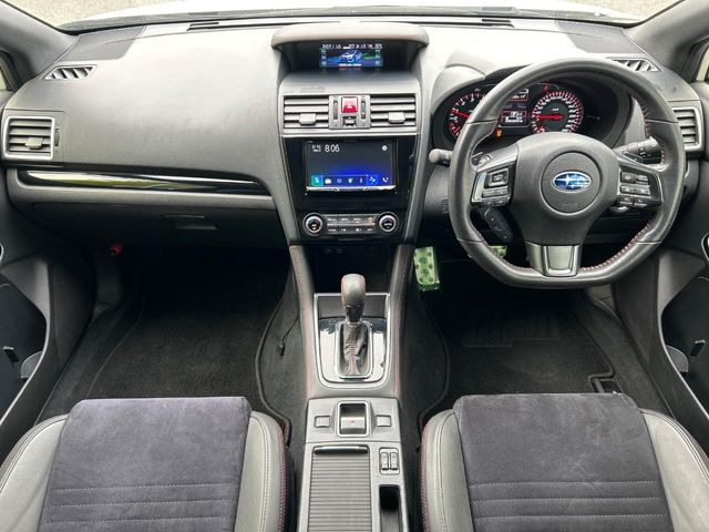 WRXS4 2.0 GT-S アイサイト 4WD