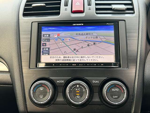 �A���E���h�r���[���j�^�[������