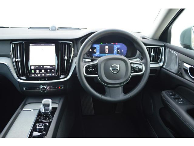 V60クロスカントリーウルトラ B5 AWD 4WD