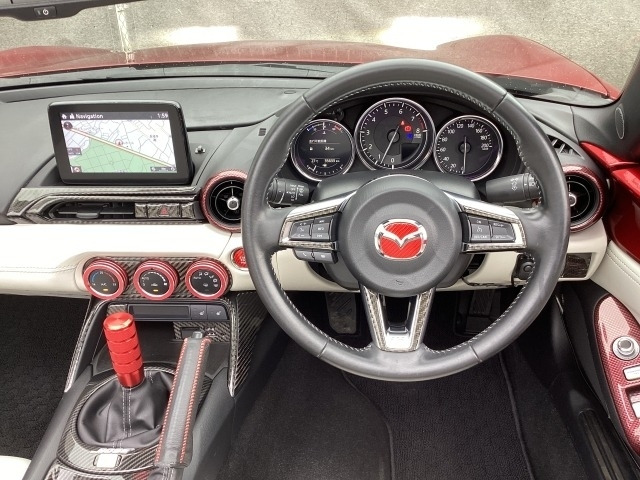ロードスター1.5 S レザーパッケージ ホワイトセレクション