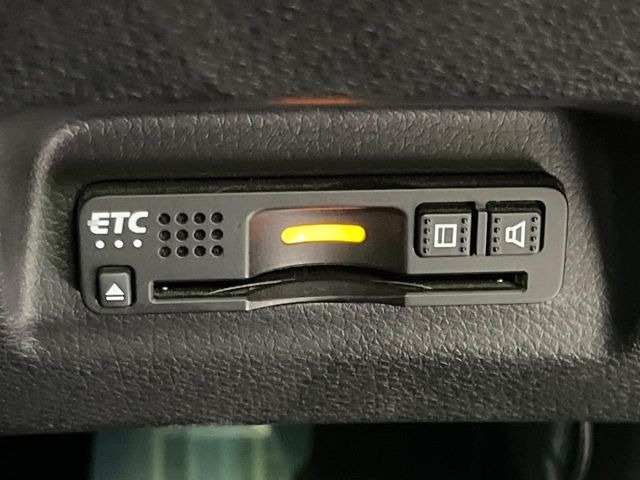 【ETC】高速道路の料金所をストレスなく通過!話題のスポットやサービスエリアに多い「スマートIC」利用時は必須のアイテムです。当店でセットアップを実施、ご納車当日からすぐにご利用いただけます!