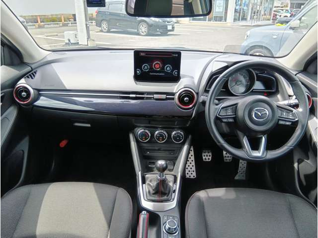 MAZDA21.5 15S ブラックトーンエディション