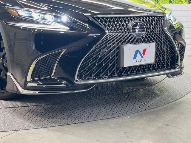 【モデリスタエアロ】人気のモデリスタエアロを装着!クルマの外観がよりスタイリッシュになり、街中で存在感あふれる1台に♪将来買い替える時にもリセールに影響しやすく、価値ある人気の装備です!