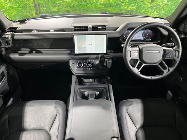 ディフェンダー110 X ダイナミック HSE 3.0L D300 ディーゼル 4WD