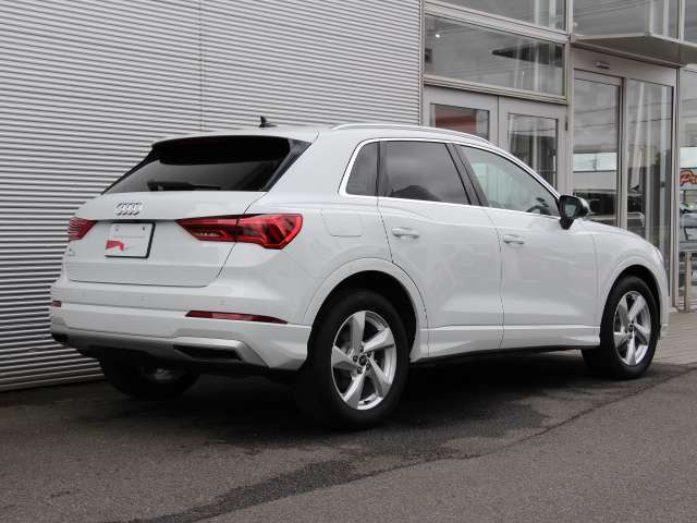 Q335 TFSI アドバンスド