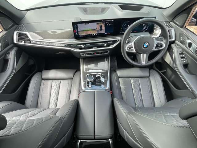 X5M60i xドライブ 4WD