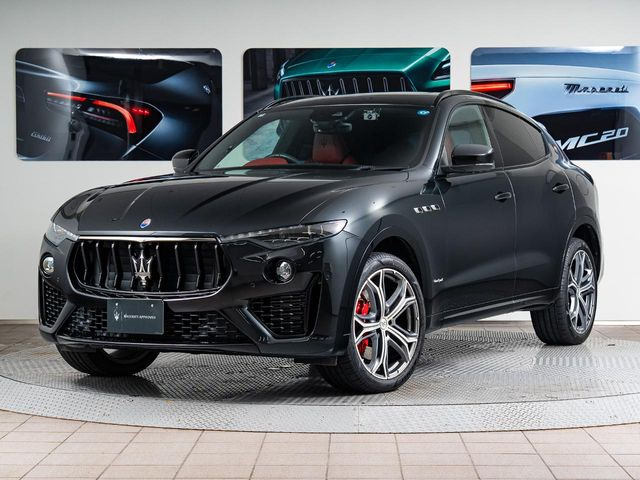 レヴァンテグランスポーツ 4WD