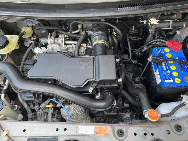 親切・丁寧な専門メカニックスタッフが応対!・車検・点検整備・事故等の修理などアフターサービスも安心。お車のカスタマイズもネクステージのサービススタッフまでご相談ください!