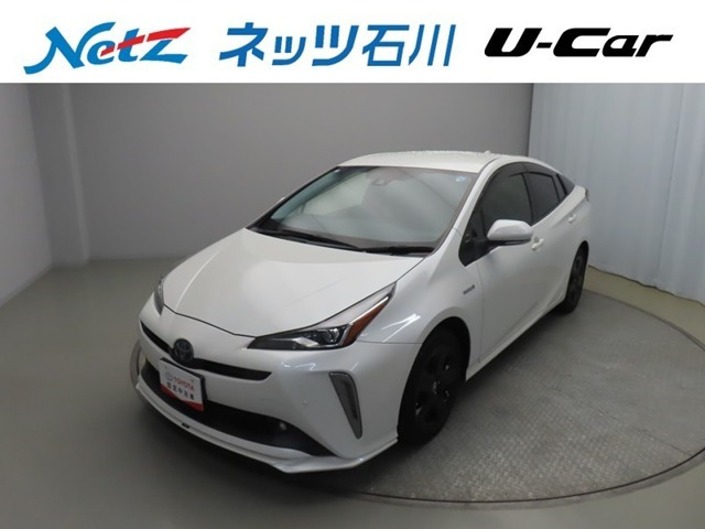 プリウス1.8 S ツーリングセレクション E-Four 4WD