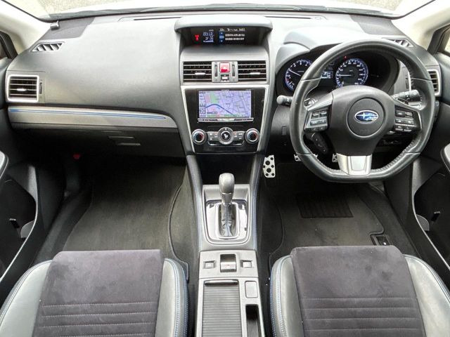 レヴォーグ2.0 GT アイサイト 4WD