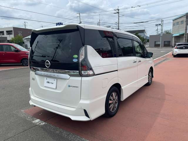セレナ1.2 e-POWER ハイウェイスターV