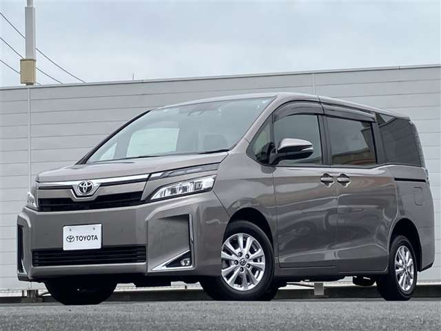 ヴォクシー2.0 V 4WD