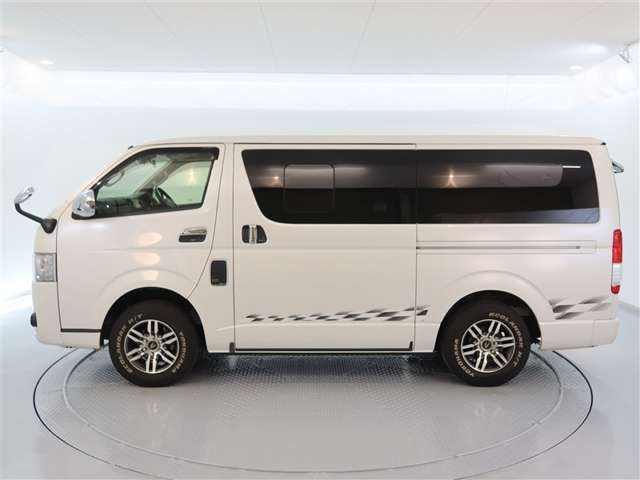 ハイエースバン2.8 スーパーGL ダークプライム ロング ディーゼル 4WD