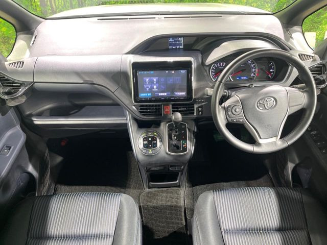 ヴォクシー2.0 ZS