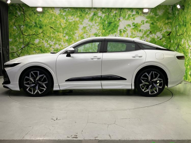 クラウンクロスオーバー2.5 G アドバンスト レザー パッケージ E-Four 4WD