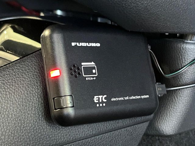 【ETC】高速道路の料金所をストレスなく通過!話題のスポットやサービスエリアに多い「スマートIC」利用時は必須のアイテムです。当店でセットアップを実施、ご納車当日からすぐにご利用いただけます!