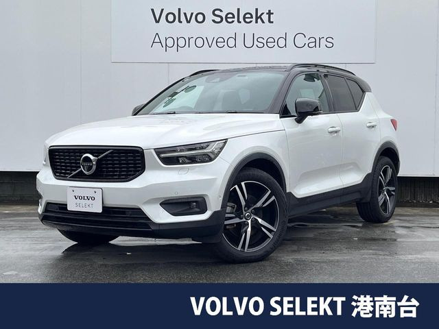XC40B4 AWD Rデザイン 4WD