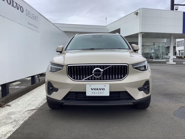 XC40ウルトラ B4 AWD 4WD