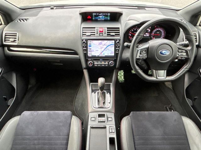 WRXS4 2.0 GT-S アイサイト 4WD