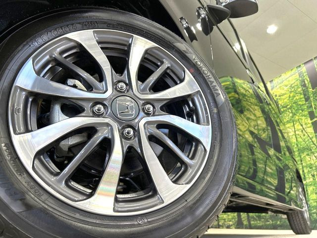 �y����14�C���`�A���~�z�C�[���z�O�ςɃ}�b�`���������A���~�z�C�[���𑕒����Ă���܂��B�e��ЊO�A���~�z�C�[����A�X�^�b�h���X�^�C�����戵�����Ă���܂��B���񂲑��k����������