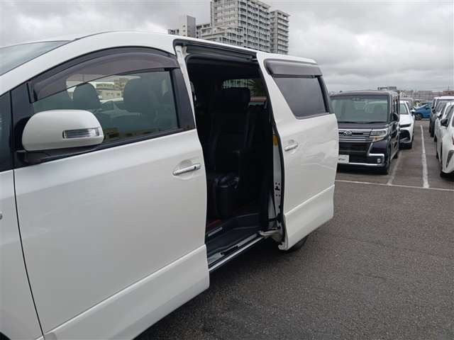 アルファードハイブリッド2.4 SR プレミアムシートパッケージ 4WD