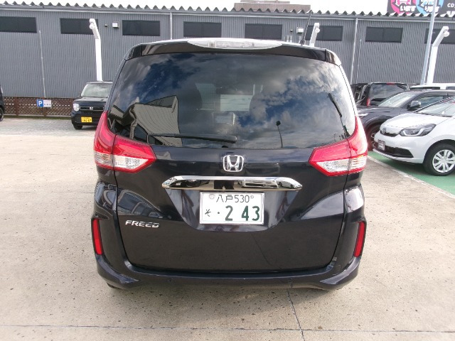 フリード1.5 G ブラックスタイル 4WD
