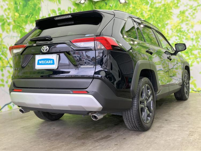 RAV42.0 アドベンチャー 4WD