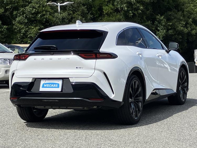 クラウンスポーツ2.5 Z E-Four 4WD