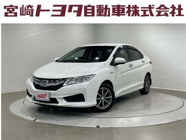 グレイス1.5 ハイブリッド LX