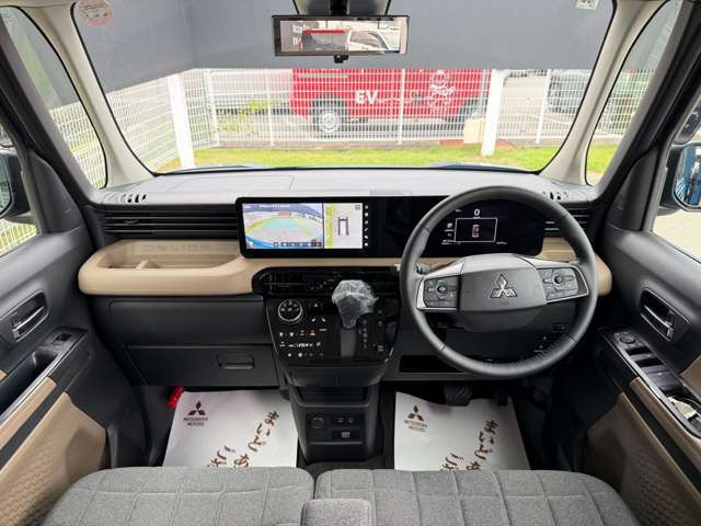 デリカミニT プレミアム デリマル パッケージ 4WD