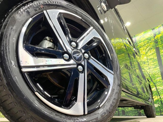 �y����15�C���`�A���~�z�C�[���z�O�ςɃ}�b�`���������A���~�z�C�[���𑕒����Ă���܂��B�e��ЊO�A���~�z�C�[����A�X�^�b�h���X�^�C�����戵�����Ă���܂��B���񂲑��k����������