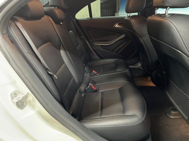 ���㕔���Ȃ��C�ɂȂ�悤�ȃL�Y�E�����ւ��蓙�A�傫�ȃ_���[�W�͂Ȃ��A�ǍD�ȏ�Ԃł��B