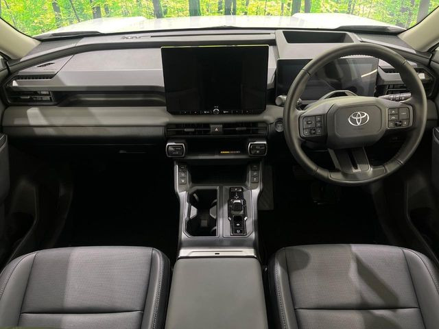 RAV42.5 Z E-Four 4WD