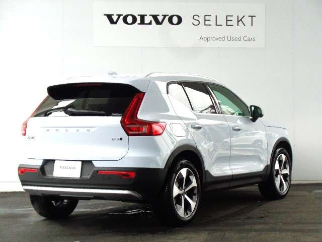 XC40ウルトラ B4 AWD 4WD