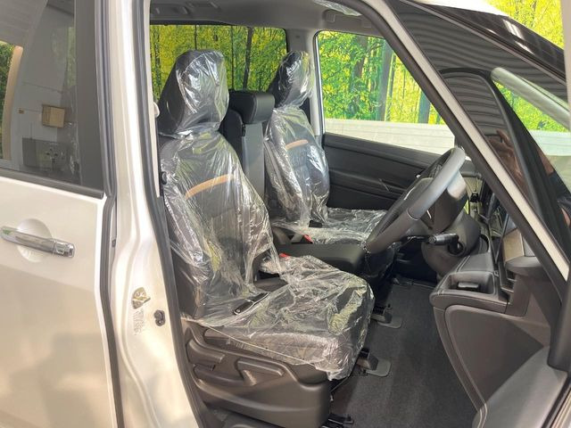 もちろん車内はキレイです♪よりクリーンな状態をキープしたいお客様には『ナノゾーンコート』がおすすめ!新型コロナウイルス対策や、除菌・消臭に効果を発揮し多くの方にご好評いただいております。