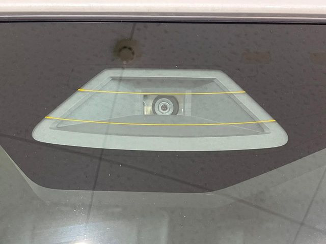 【スズキ セーフティサポート】走行中に前方の車両等を認識し、衝突しそうな時は警報とブレーキで衝突回避と被害軽減をアシスト。より安全にドライブをお楽しみいただけます。