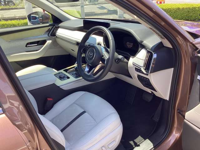 CX-803.3 XD ハイブリッド プレミアム モダン ディーゼル 4WD