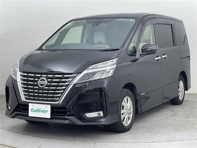 セレナ2.0 ハイウェイスターV 4WD