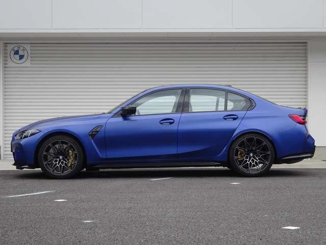 M3セダン